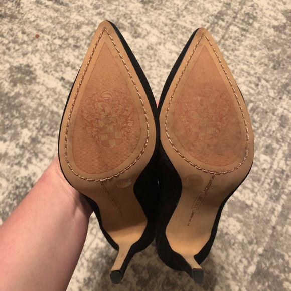 Vince Camuto Black Suede Stiletto heels shoes - Picture 3 of 5